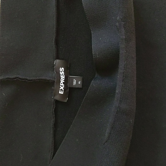 ✨Express crop top - Picture 3 of 4